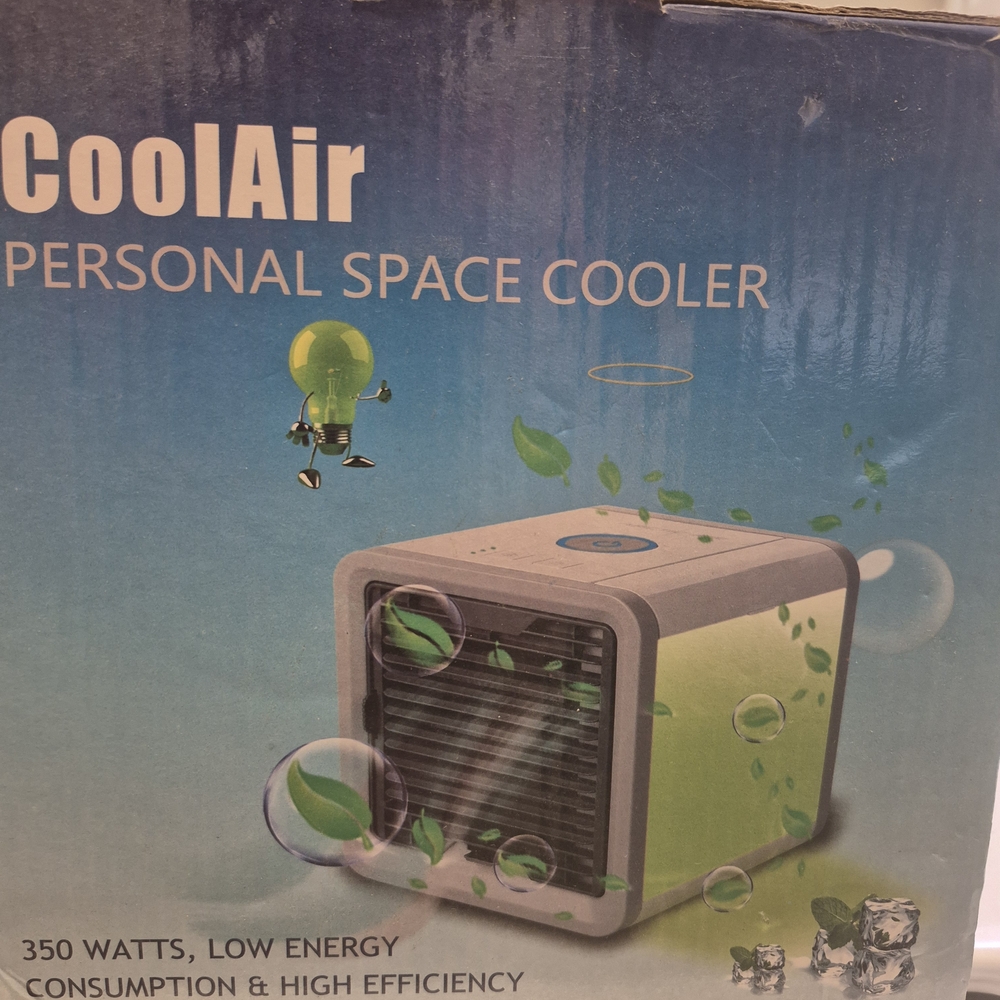 COOLA Personal Space Cooler in Blue and White